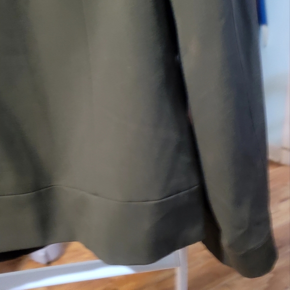 Sag Harbor Ladies Size 12 Moss Green Jacket Full Zip Front Long sleeves Collared - Picture 16 of 16